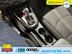 Vehicle photo 28