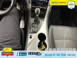 Vehicle photo 30