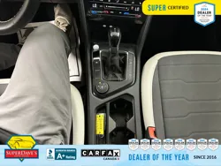 Vehicle photo 29