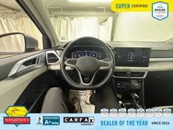 Vehicle photo 28