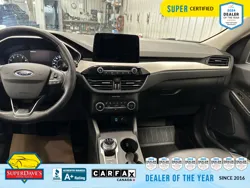 Vehicle photo 17