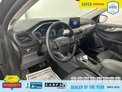 Vehicle photo 17