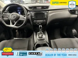 Vehicle photo 17