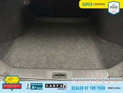 Vehicle photo 18