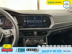 Vehicle photo 25