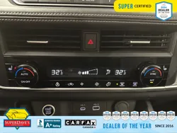 Vehicle photo 27