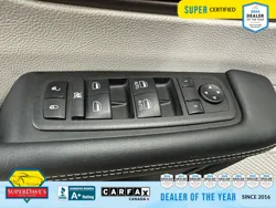 Vehicle photo 25