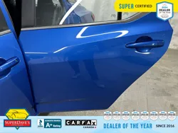 Vehicle photo 19