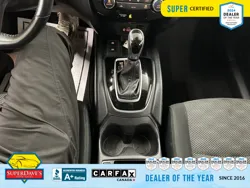 Vehicle photo 30