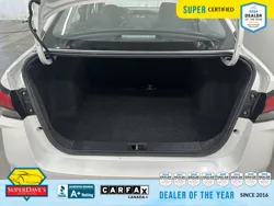 Vehicle photo 31