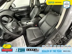 Vehicle photo 18