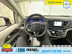 Vehicle photo 22