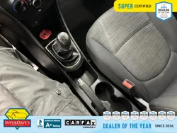 Vehicle photo 28