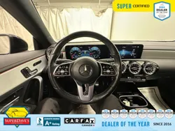 Vehicle photo 23