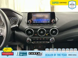 Vehicle photo 25