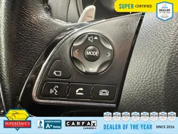 Vehicle photo 17
