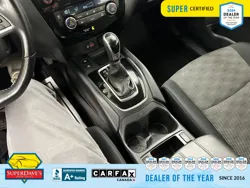 Vehicle photo 29