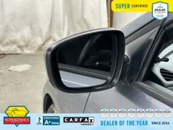 Vehicle photo 14