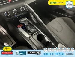 Vehicle photo 27