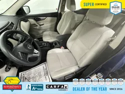 Vehicle photo 18