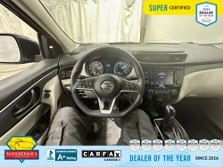 Vehicle photo 23