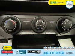 Vehicle photo 16