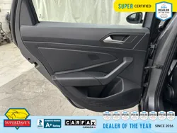 Vehicle photo 20