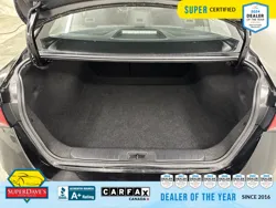 Vehicle photo 31