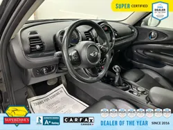 Vehicle photo 17