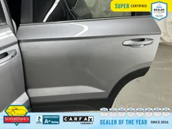 Vehicle photo 20