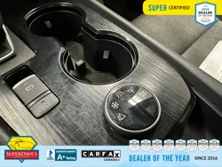 Vehicle photo 14