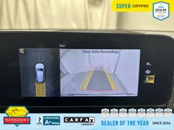 Vehicle photo 25