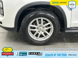 Vehicle photo 11