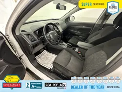 Vehicle photo 17