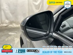 Vehicle photo 14