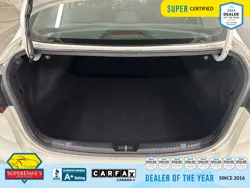 Vehicle photo 29