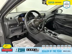 Vehicle photo 16