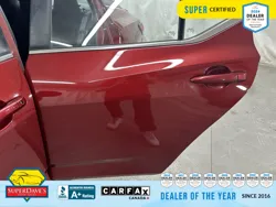 Vehicle photo 19