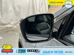 Vehicle photo 14