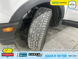 Vehicle photo 14