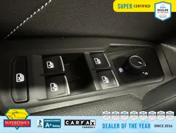Vehicle photo 16