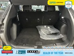 Vehicle photo 18