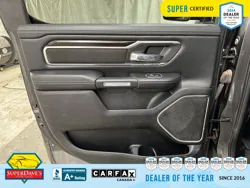 Vehicle photo 20