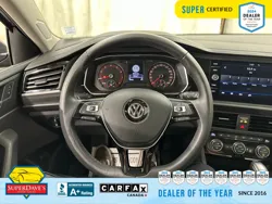 Vehicle photo 24