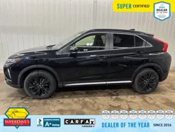 Vehicle photo 16