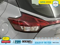 Vehicle photo 27