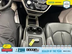 Vehicle photo 29