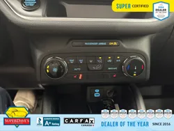 Vehicle photo 28