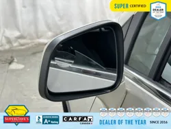 Vehicle photo 14