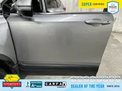 Vehicle photo 15